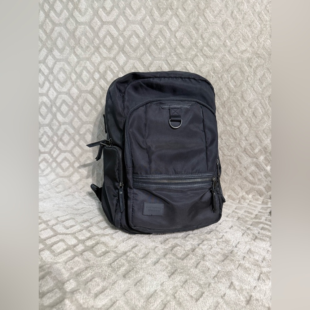 Eastsport Limited "Lauren unisex " Tech Backpack (Black)